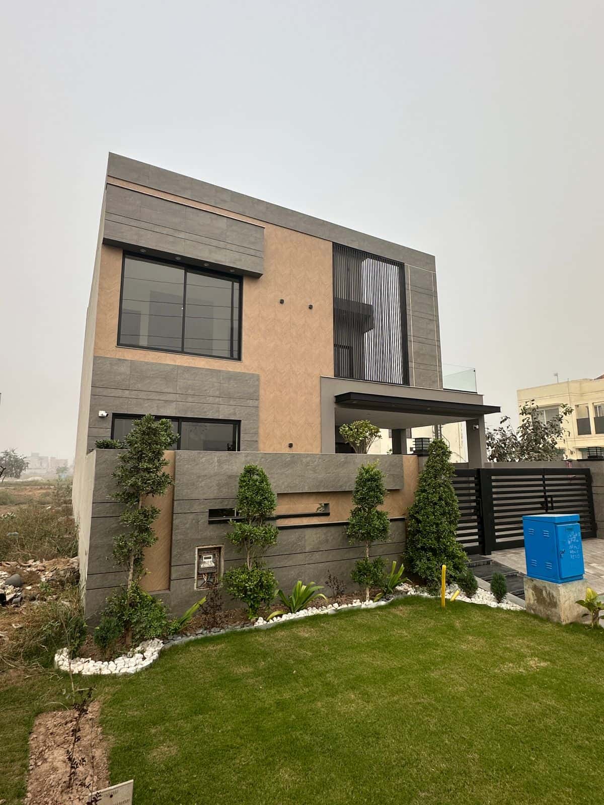 Brand New 10 Marla Modern House for Sale in DHA Phase 7 – 70ft Road 