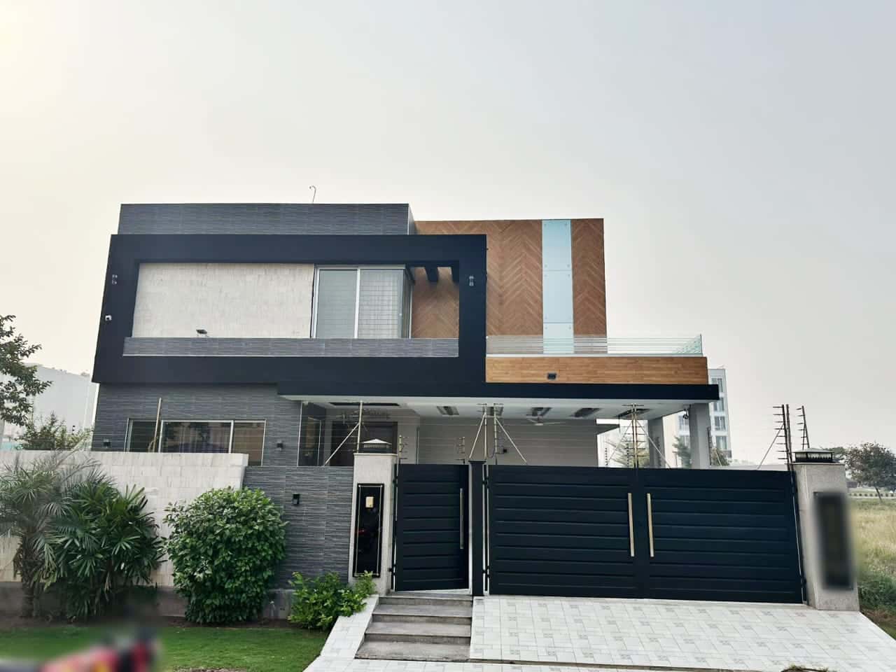 Brand New 1 Kanal (20 Marla) House for Sale in DHA Phase 7 – Straight-Line Design