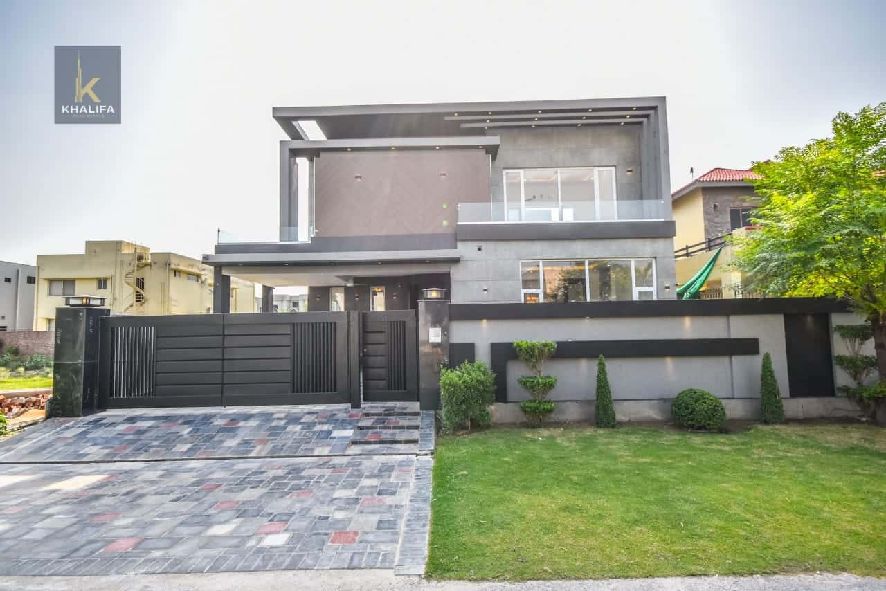 20 Marla New House Urgent Sale in DHA Phase 6 Lahore