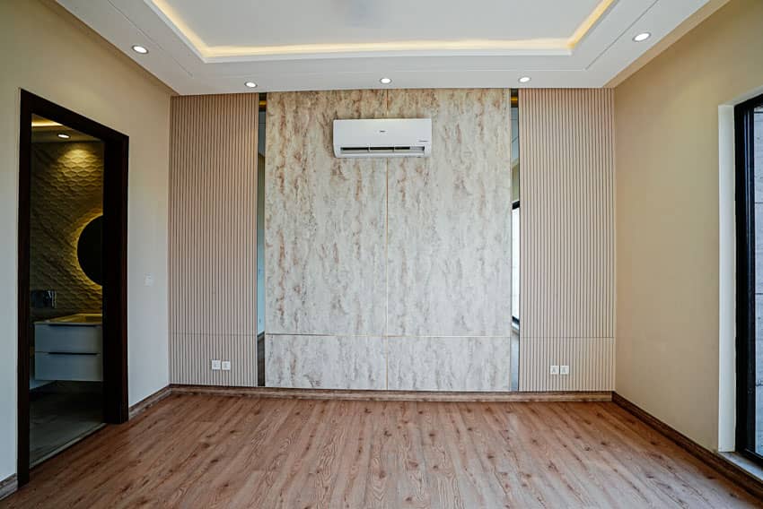 10 Marla Un-Furnished House For sale in DHA Lahore | OH-0010 6