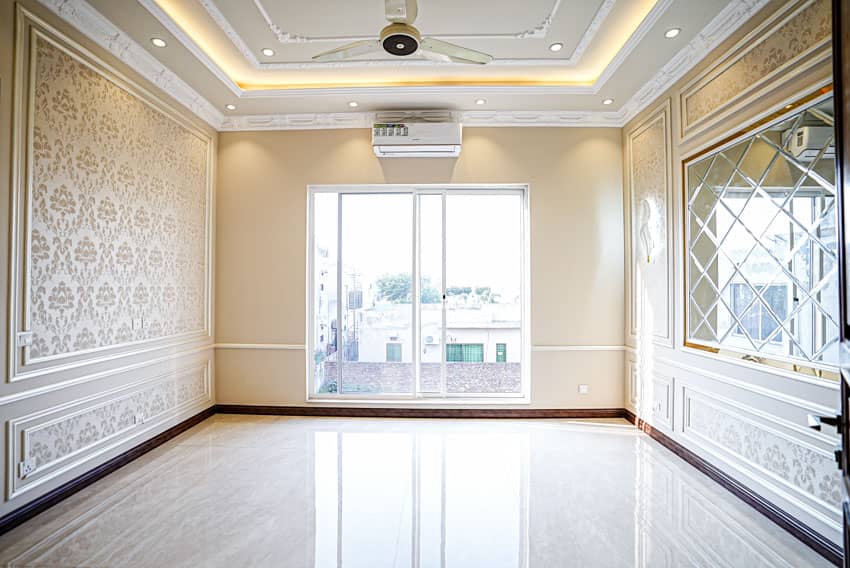 1 Kanal Un-Furnished House For sale in DHA Lahore | OH-0011 33