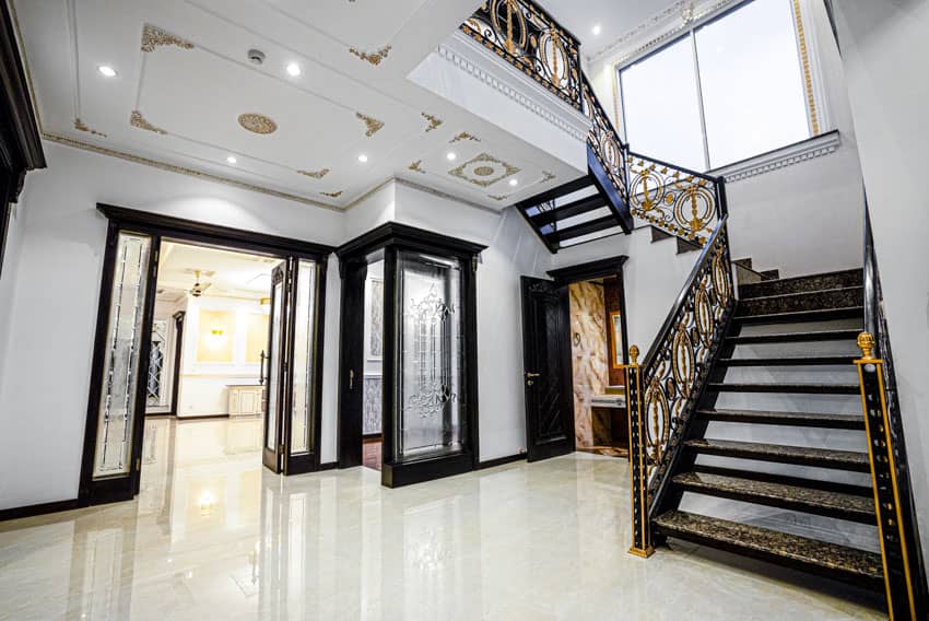 1 Kanal Semi-Furnished House For sale in DHA Lahore | OH-0013 3