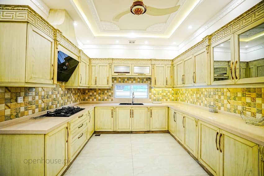 1 Kanal Semi-Furnished with Basement House For sale in DHA Lahore | OH-0017 8