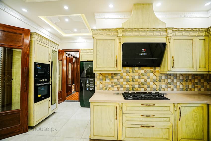 1 Kanal Semi-Furnished with Basement House For sale in DHA Lahore | OH-0017 9