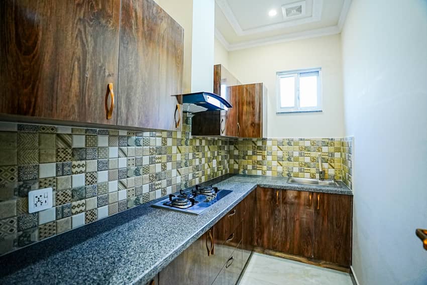 1 Kanal Semi-Furnished with Basement House For sale in DHA Lahore | OH-0017 36