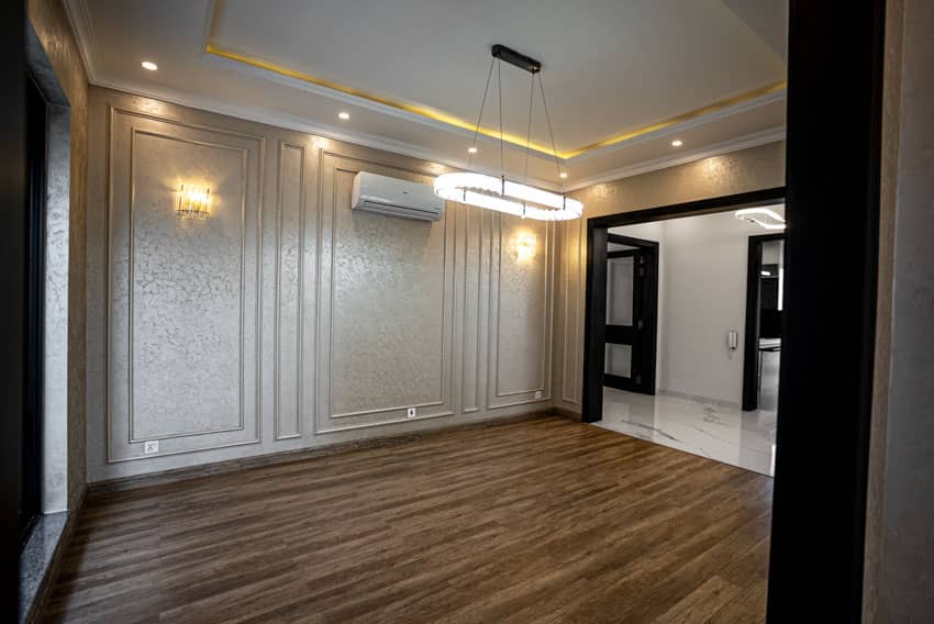 1 Kanal Semi-Furnished with Basement House For sale in DHA Lahore | OH-0018 7