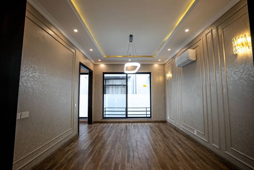 1 Kanal Semi-Furnished with Basement House For sale in DHA Lahore | OH-0018 8