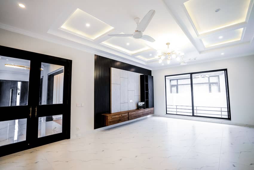 1 Kanal Semi-Furnished with Basement House For sale in DHA Lahore | OH-0018 9