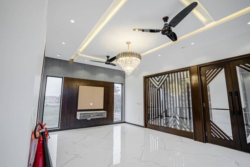 1 Kanal Semi-Furnished with Basement House For sale in DHA Lahore | OH-0018 34