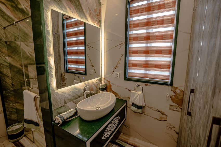 1 Kanal Semi-Furnished House For sale in DHA Lahore | OH-0019 33