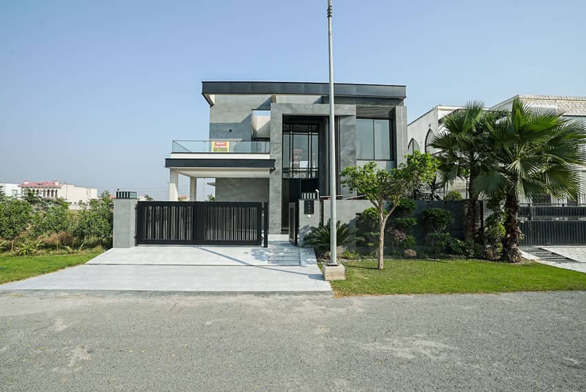 1 Kanal Semi-Furnished House For sale in DHA Lahore | OH-0029 2