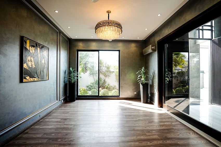 1 Kanal Semi-Furnished House For sale in DHA Lahore | OH-0029 5