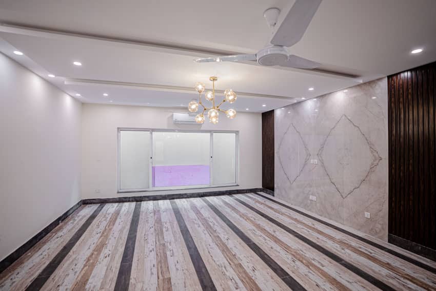 1 Kanal Un-Furnished House with Basement For sale in DHA Lahore | OH-0031 27