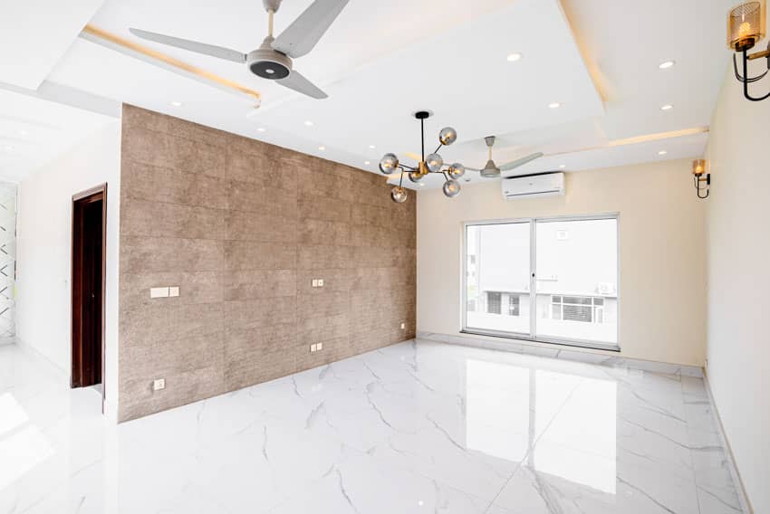 1 Kanal Un-Furnished House with Basement For sale in DHA Lahore | OH-0031 38