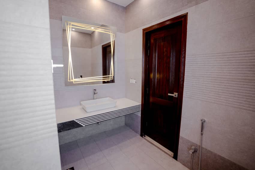 1 Kanal Un-Furnished House with Basement For sale in DHA Lahore | OH-0031 46