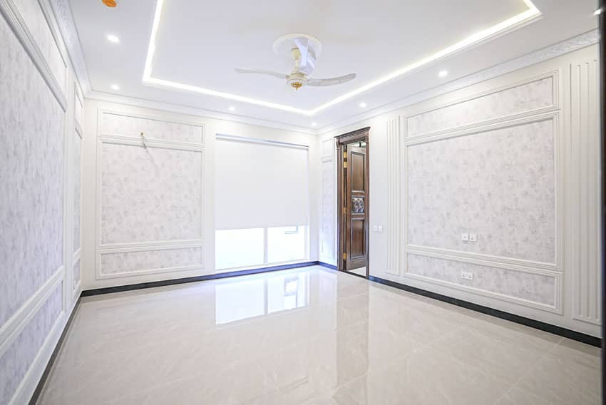 1 Kanal Un-Furnished House For sale in DHA Lahore | OH-0033 28