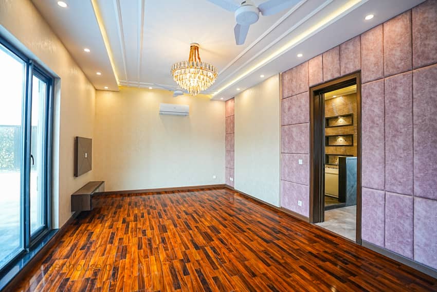 1 Kanal Semi-Furnished House For sale in DHA Lahore | OH-0036 39