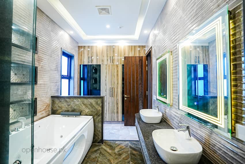 1 Kanal Semi-Furnished House For sale in DHA Lahore | OH-0036 42