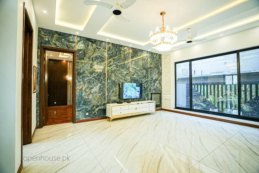 1 Kanal Semi-Furnished House For sale in DHA Lahore | OH-0037 13