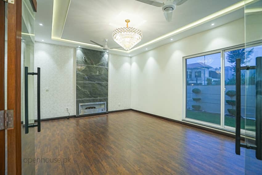 1 Kanal Semi-Furnished House with Basement & Home Cinema For sale in DHA Lahore | OH-0039 4