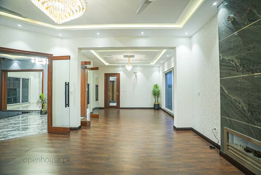 1 Kanal Semi-Furnished House with Basement & Home Cinema For sale in DHA Lahore | OH-0039 6