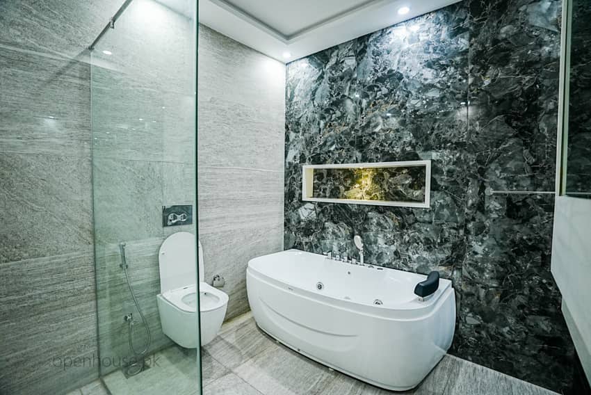 1 Kanal Semi-Furnished House For sale in DHA Lahore | OH-0040 27