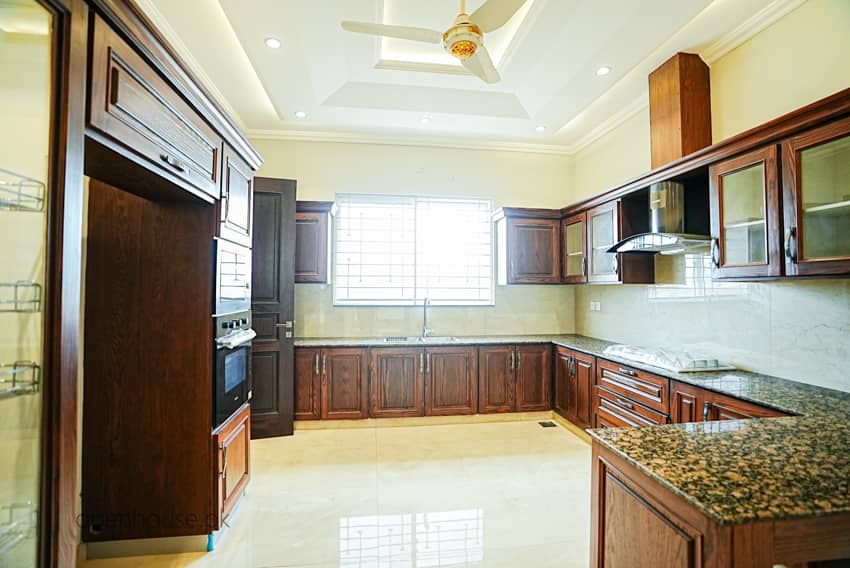 1 Kanal Semi-Furnished House For sale in DHA Lahore | OH-0043 9