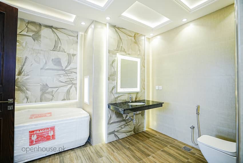 1 Kanal Semi-Furnished House For sale in DHA Lahore | OH-0043 17