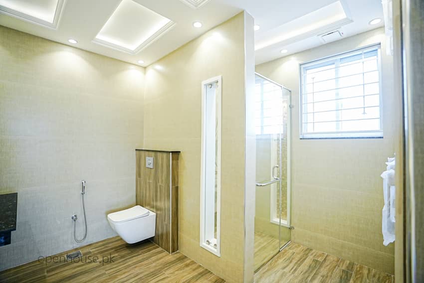 1 Kanal Semi-Furnished House For sale in DHA Lahore | OH-0043 18