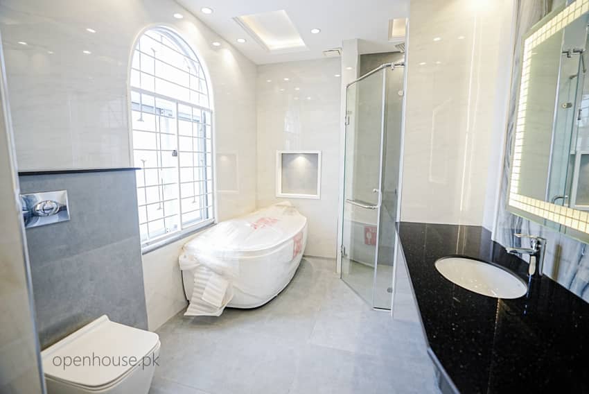 1 Kanal Semi-Furnished House For sale in DHA Lahore | OH-0043 22