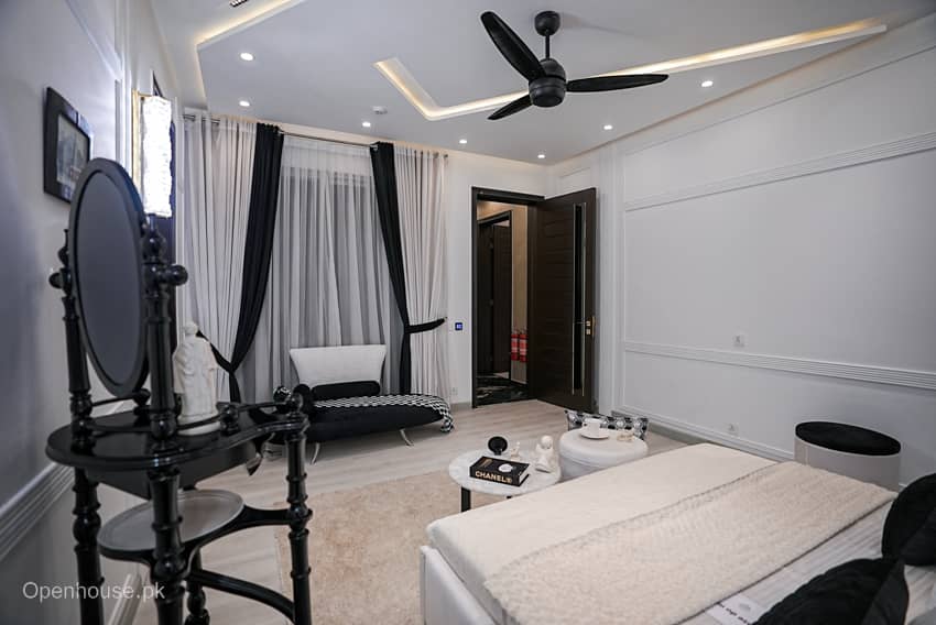 1 Kanal Furnished House with Basement & Cinema For sale in DHA Lahore | OH-0044 43