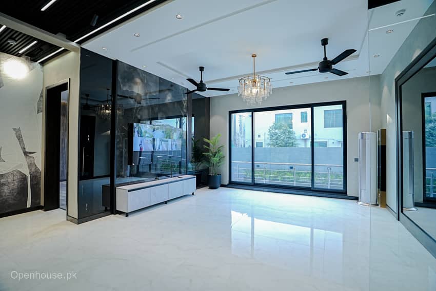 1 Kanal Semi-Furnished House with Basement & Cinema For sale in DHA Lahore | OH-0045 9