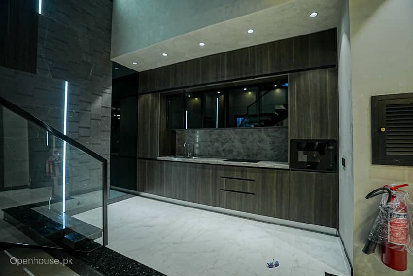 1 Kanal Semi-Furnished House with Basement & Cinema For sale in DHA Lahore | OH-0045 20