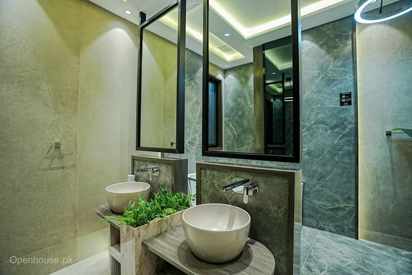 1 Kanal Semi-Furnished House with Basement & Cinema For sale in DHA Lahore | OH-0045 29