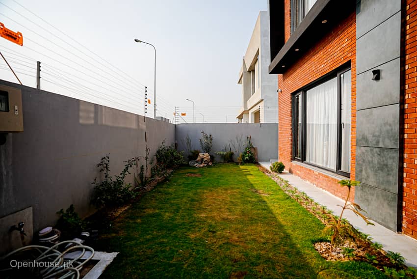 1 Kanal Double-unit Furnished House For sale in DHA Lahore | OH-0046 4