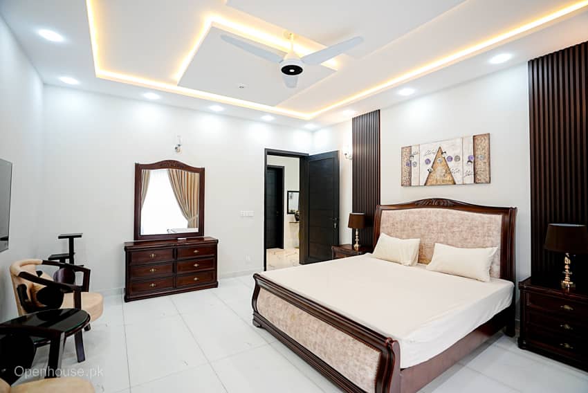 1 Kanal Double-unit Furnished House For sale in DHA Lahore | OH-0046 13