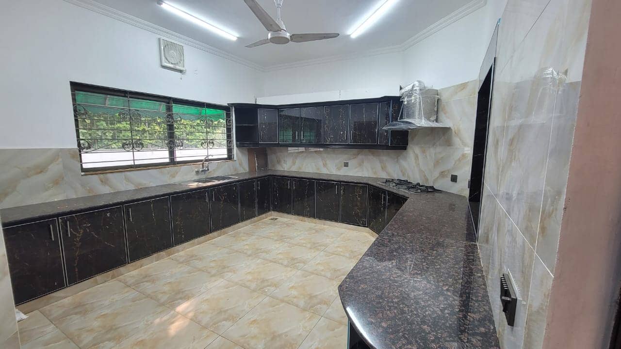 1 Kanal Used House For sale in DHA Lahore | OH-0048 6