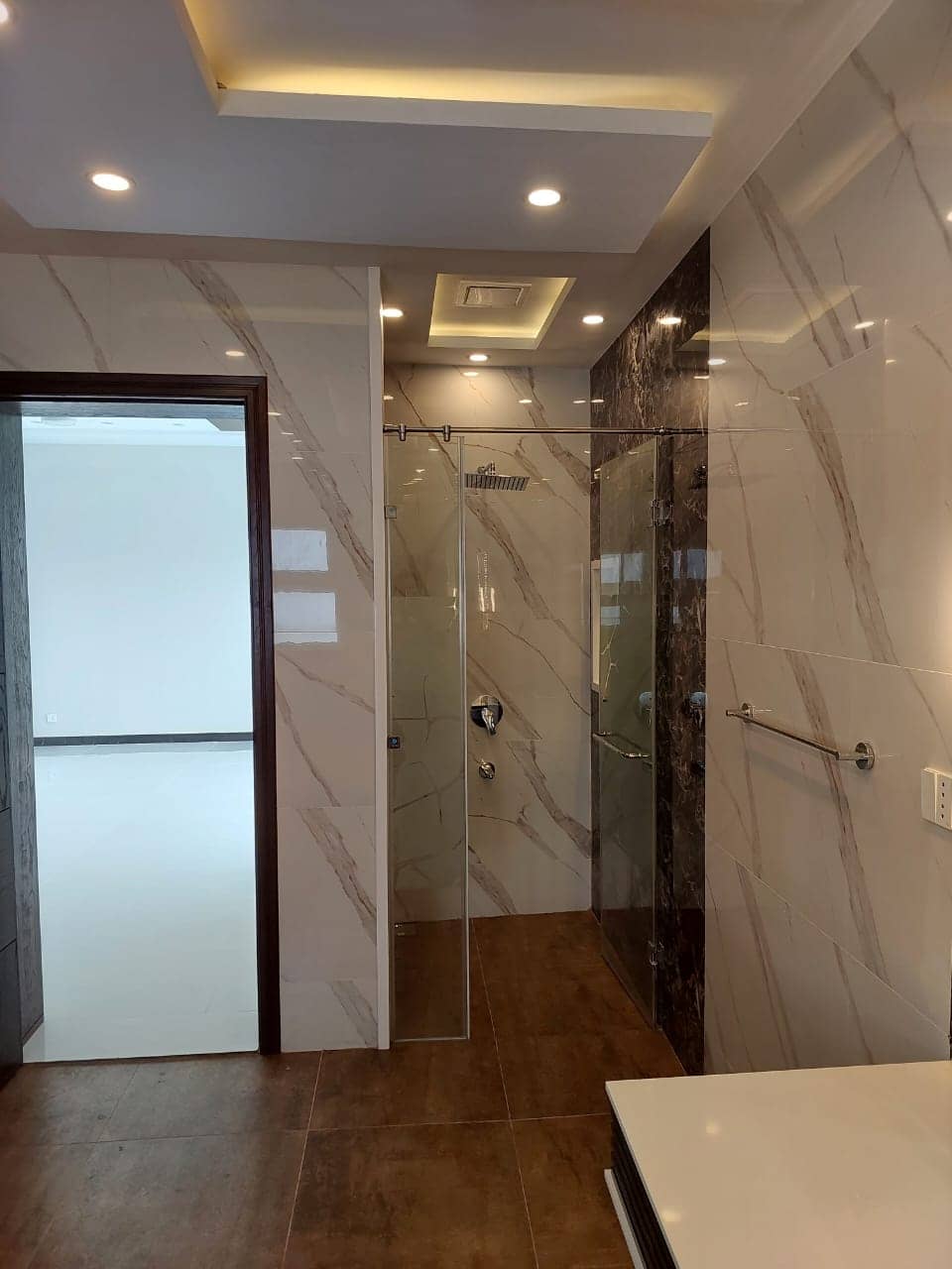 [VERIFIED] Elegant 1 Kanal Semi-Furnished Home for Sale – DHA Phase 7, Lahore 23