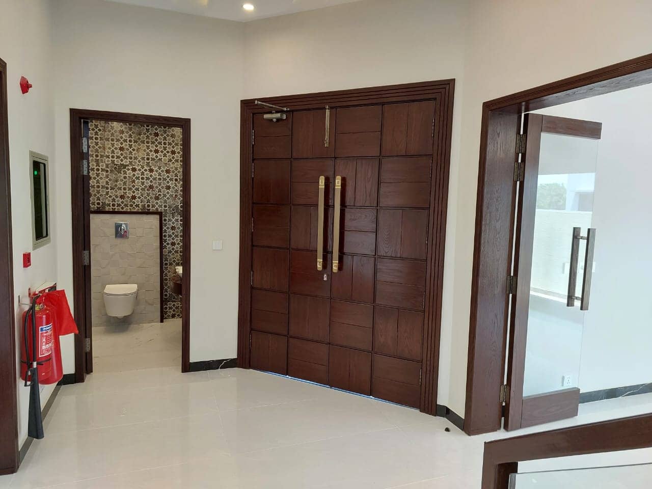 [VERIFIED] Elegant 1 Kanal Semi-Furnished Home for Sale – DHA Phase 7, Lahore 5