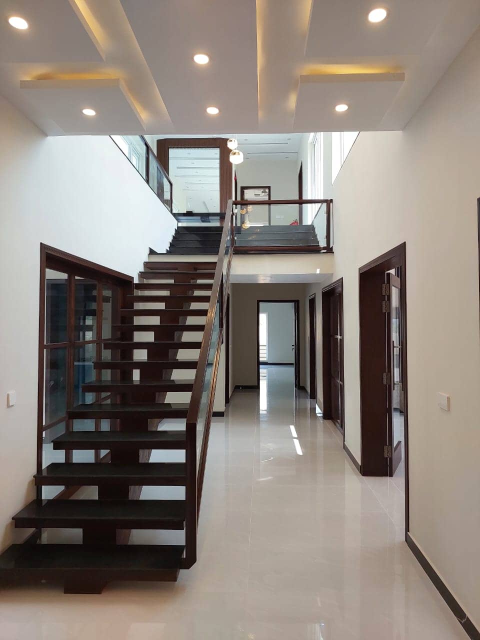 [VERIFIED] Elegant 1 Kanal Semi-Furnished Home for Sale – DHA Phase 7, Lahore 6