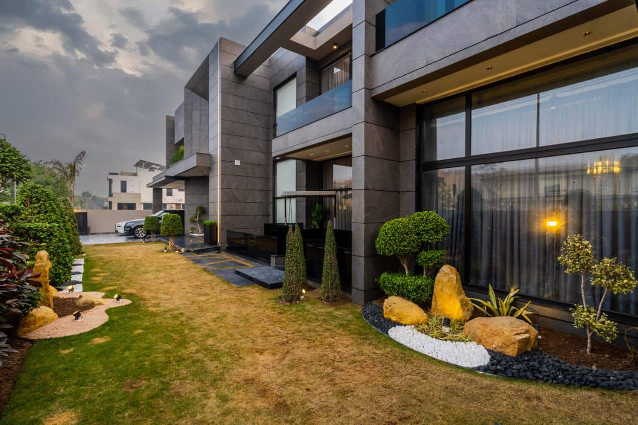 [VERIFIED] Grand 2 Kanal Fully Furnished House – DHA Phase 6, Lahore 4