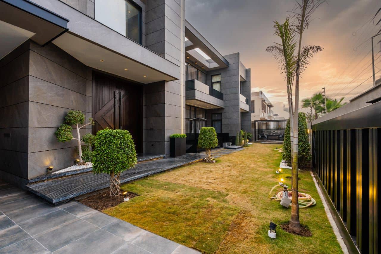 [VERIFIED] Grand 2 Kanal Fully Furnished House – DHA Phase 6, Lahore 3