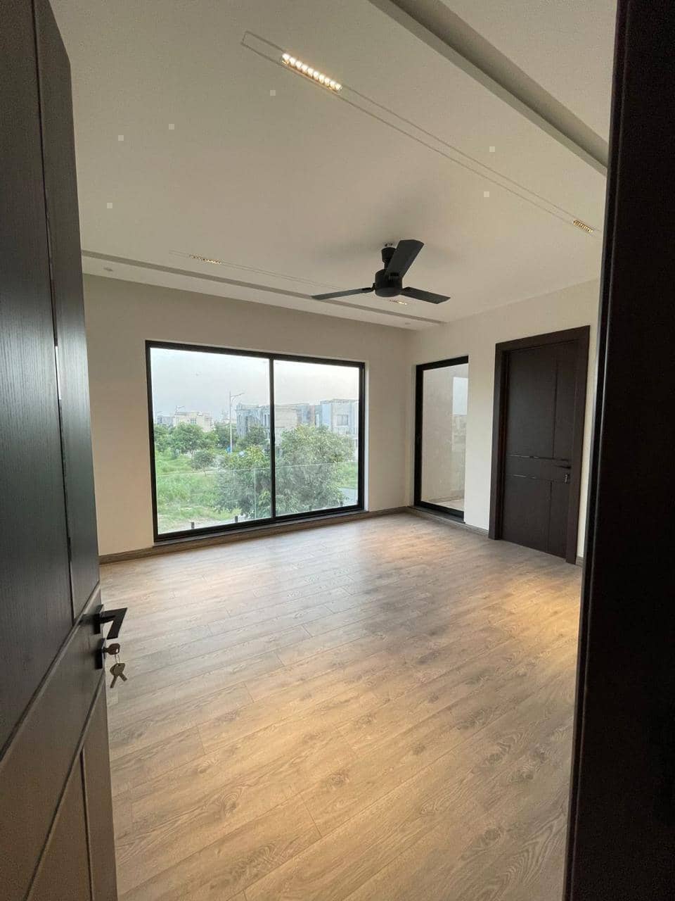 [VERIFIED] 1 Kanal Semi-Furnished Home with Waterfall & Electric Appliances – DHA Phase 7, Lahore 15