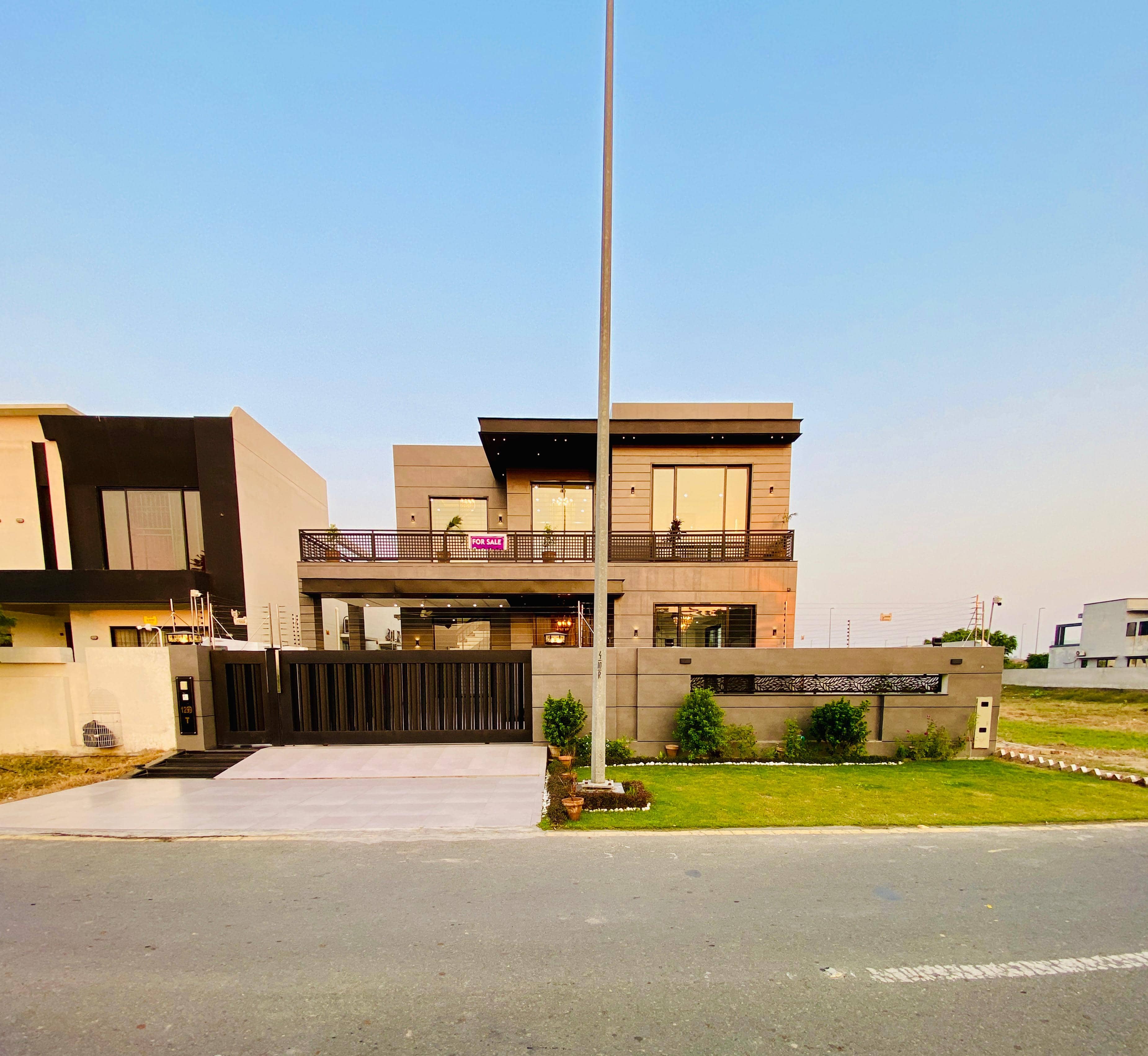 [VERIFIED] Spacious 1 Kanal Semi-Furnished Home – DHA Phase 7, Lahore 1