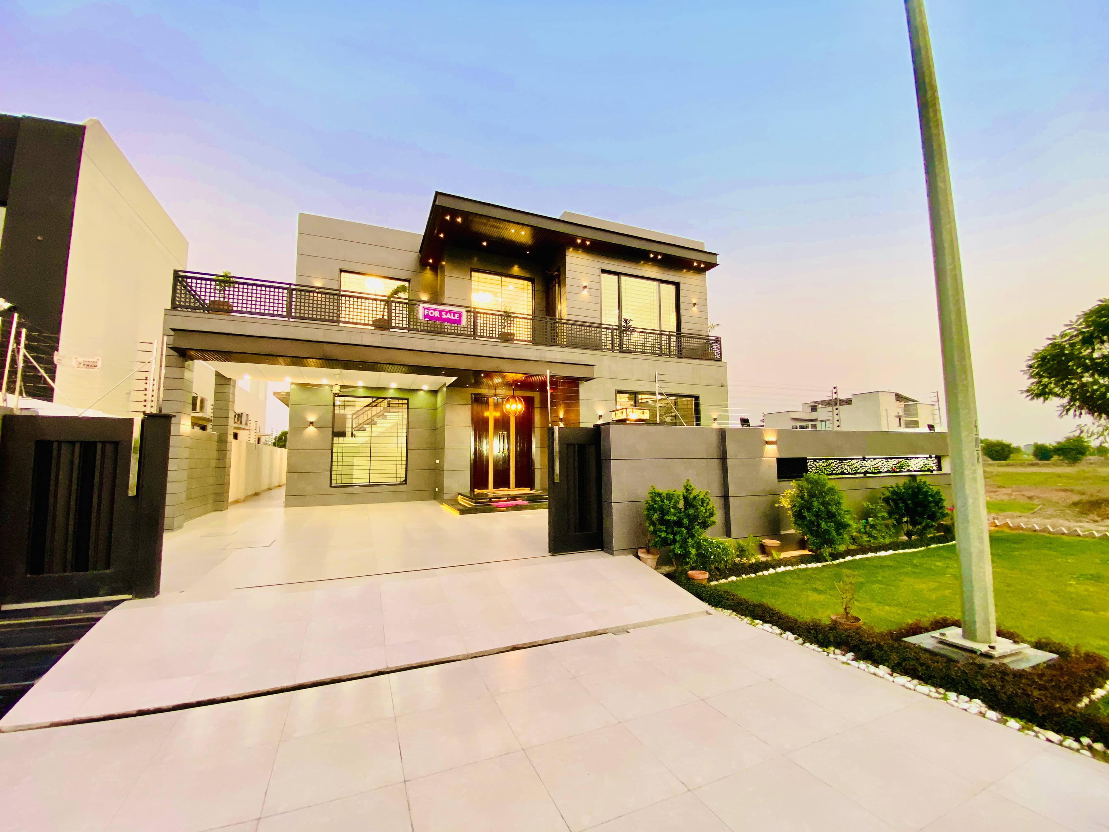 [VERIFIED] Spacious 1 Kanal Semi-Furnished Home – DHA Phase 7, Lahore 3