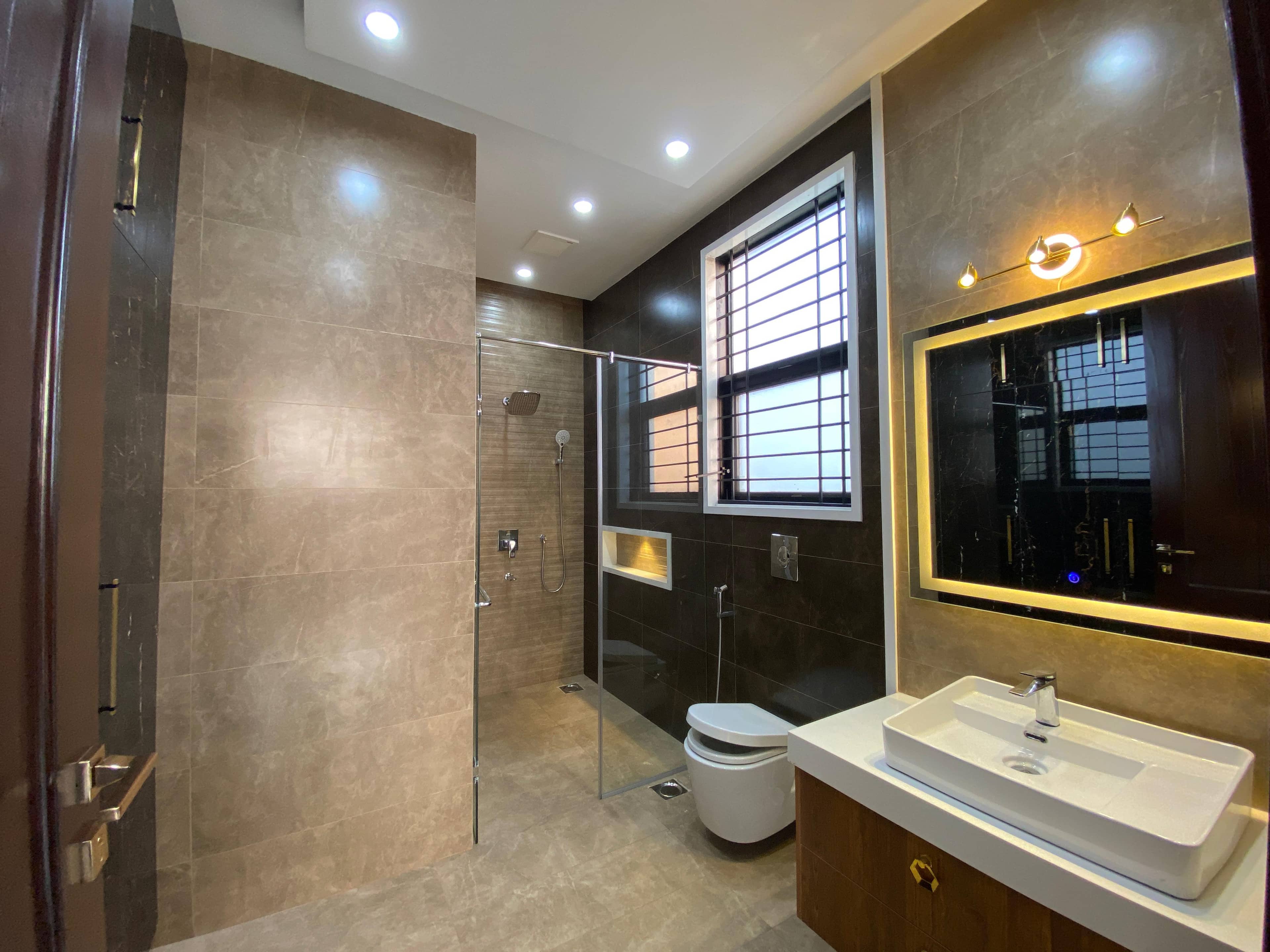 [VERIFIED] Spacious 1 Kanal Semi-Furnished Home – DHA Phase 7, Lahore 43