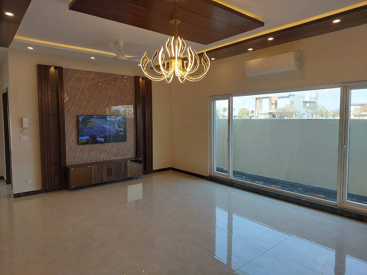 [VERIFIED] 1 Kanal Semi-Furnished Modern Home – DHA Phase 7, Lahore 18