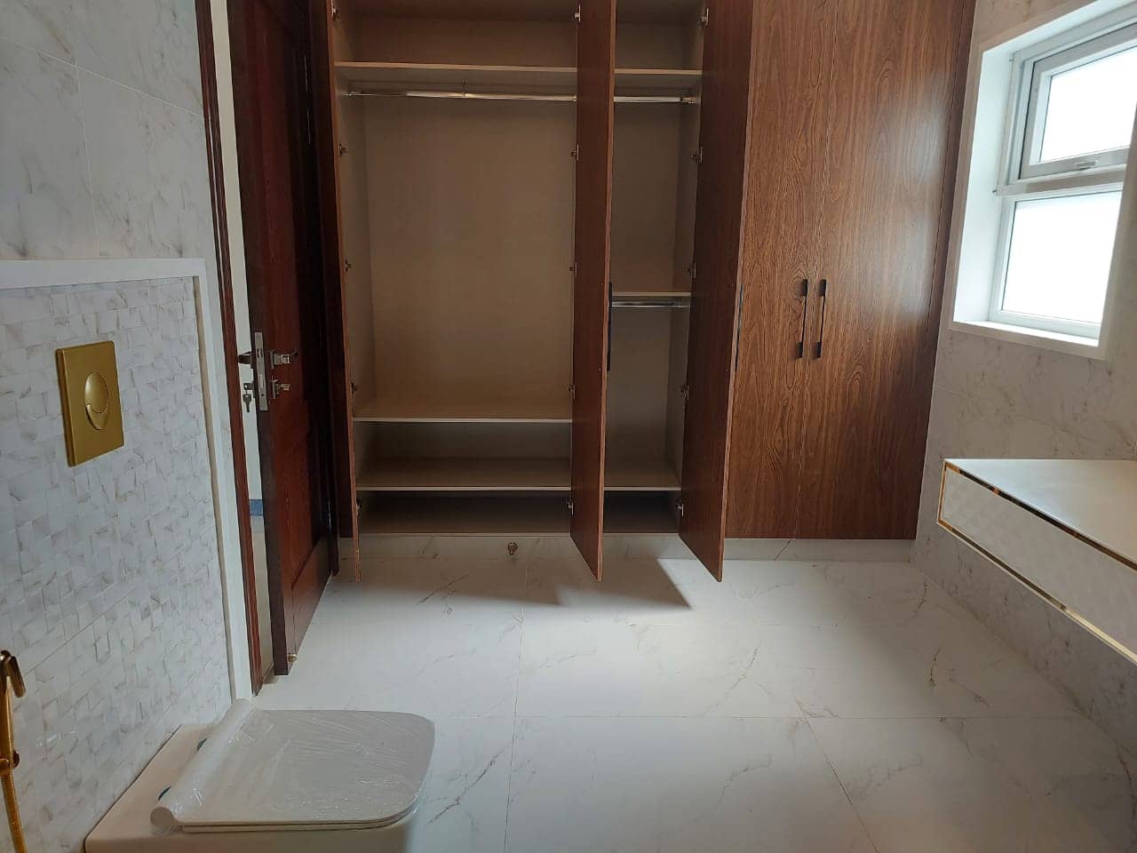 [VERIFIED] 1 Kanal Semi-Furnished Modern Home – DHA Phase 7, Lahore 25