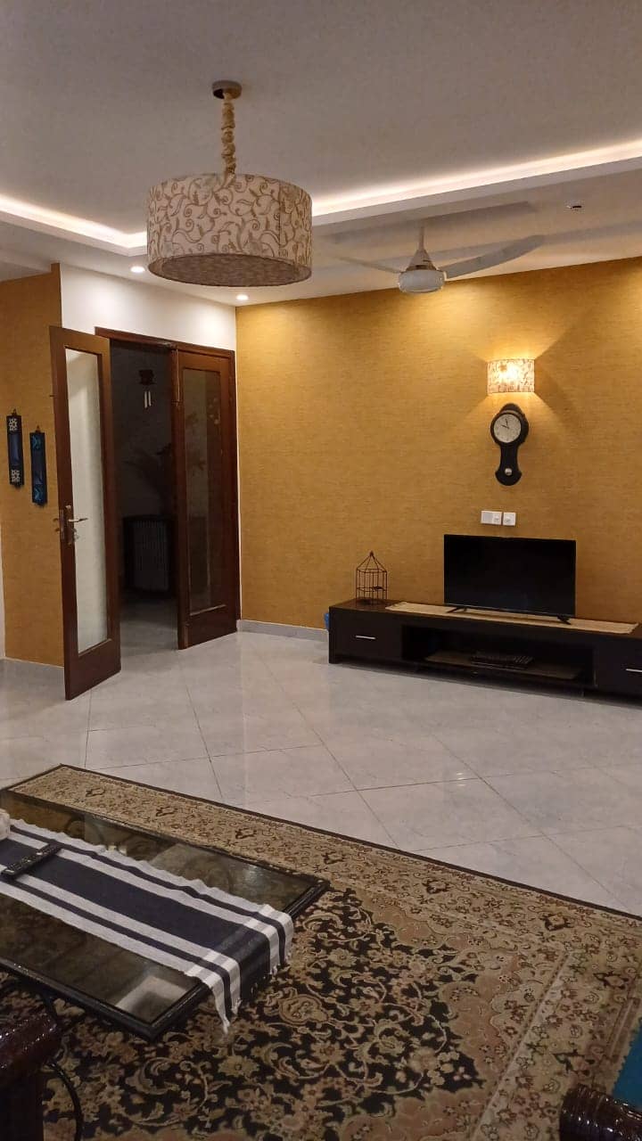20 Marla Used House for Sale in DHA Phase 8 Lahore – 2 Side Open with Basement 8