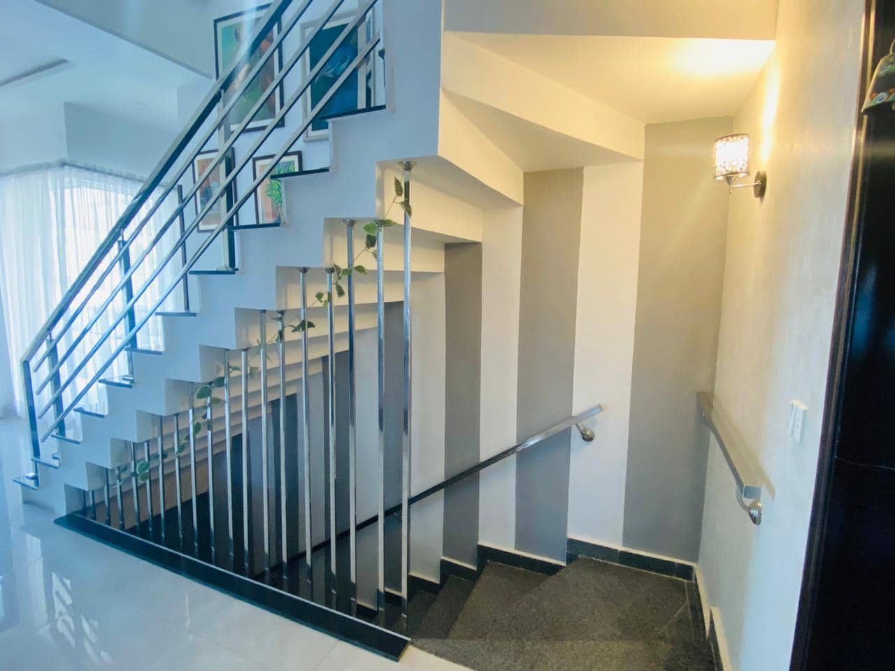 20 Marla Used House for Sale in DHA Phase 8 Lahore – 2 Side Open with Basement 59